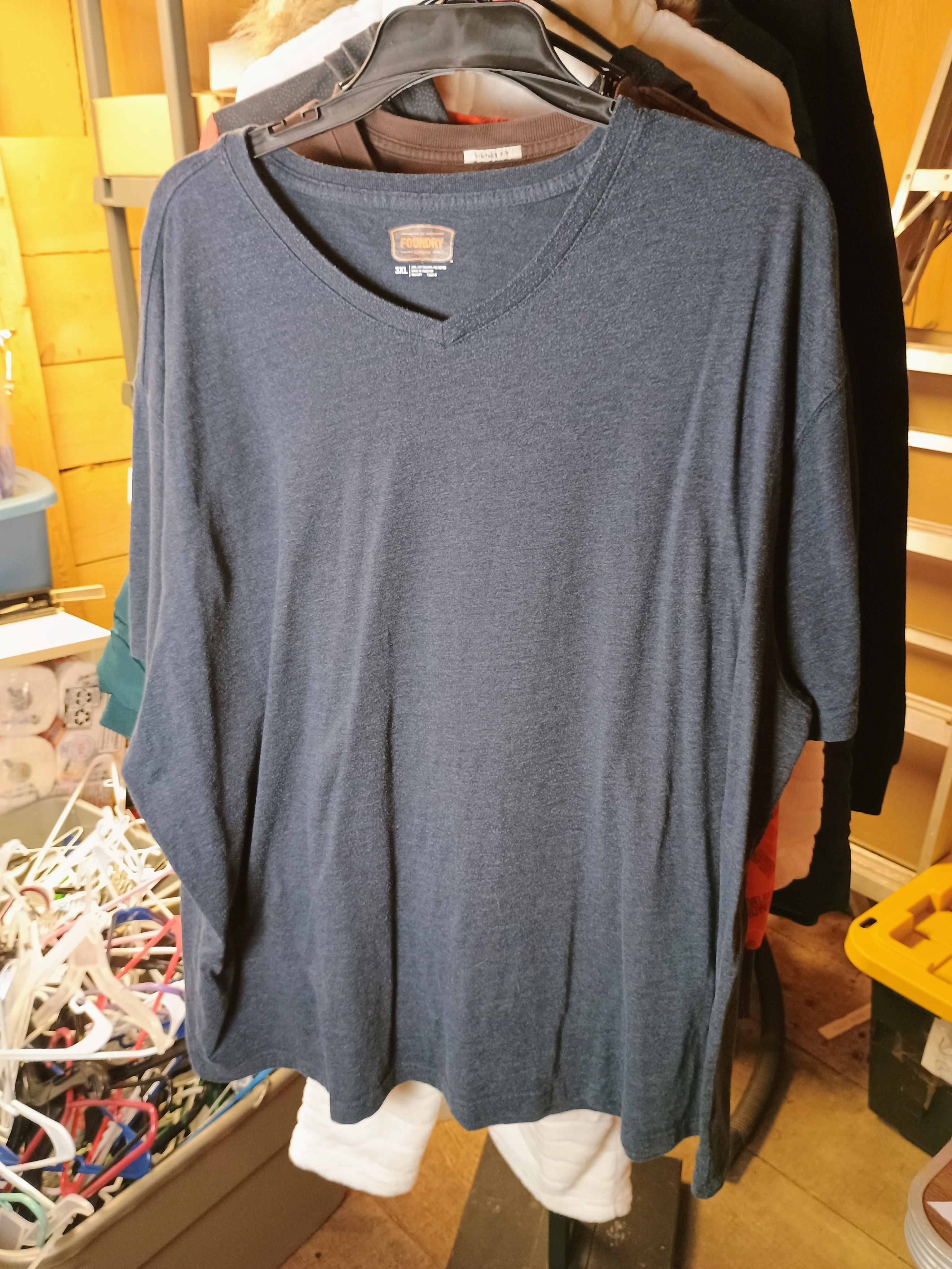 The Foundry Supply Co. Men's Navy V-Neck Long Sleeve Shirt Bin 30